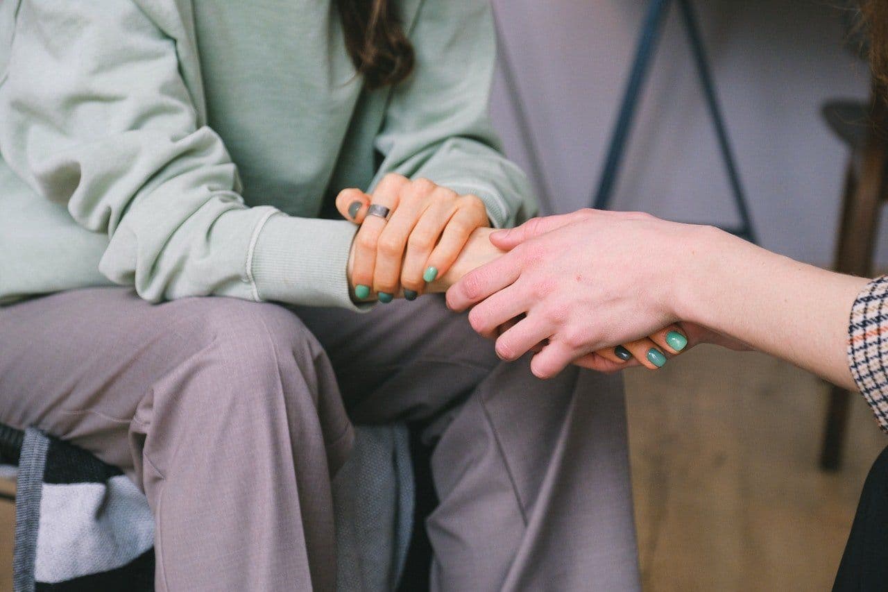 to-stigma-tis-episkepsis-se-psixologo
