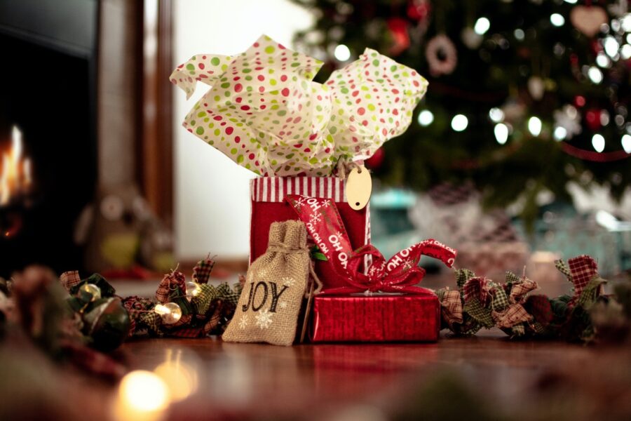 4+1 Πράξεις Καλοσύνης για χριστουγεννιάτικα δώρα