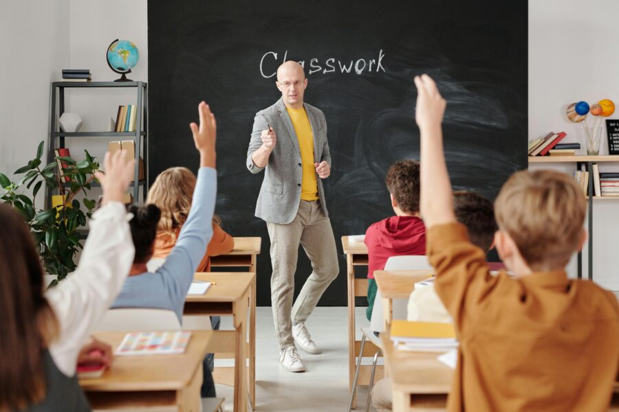 Πώς να προσεγγίσω το δάσκαλο του παιδιού μου;